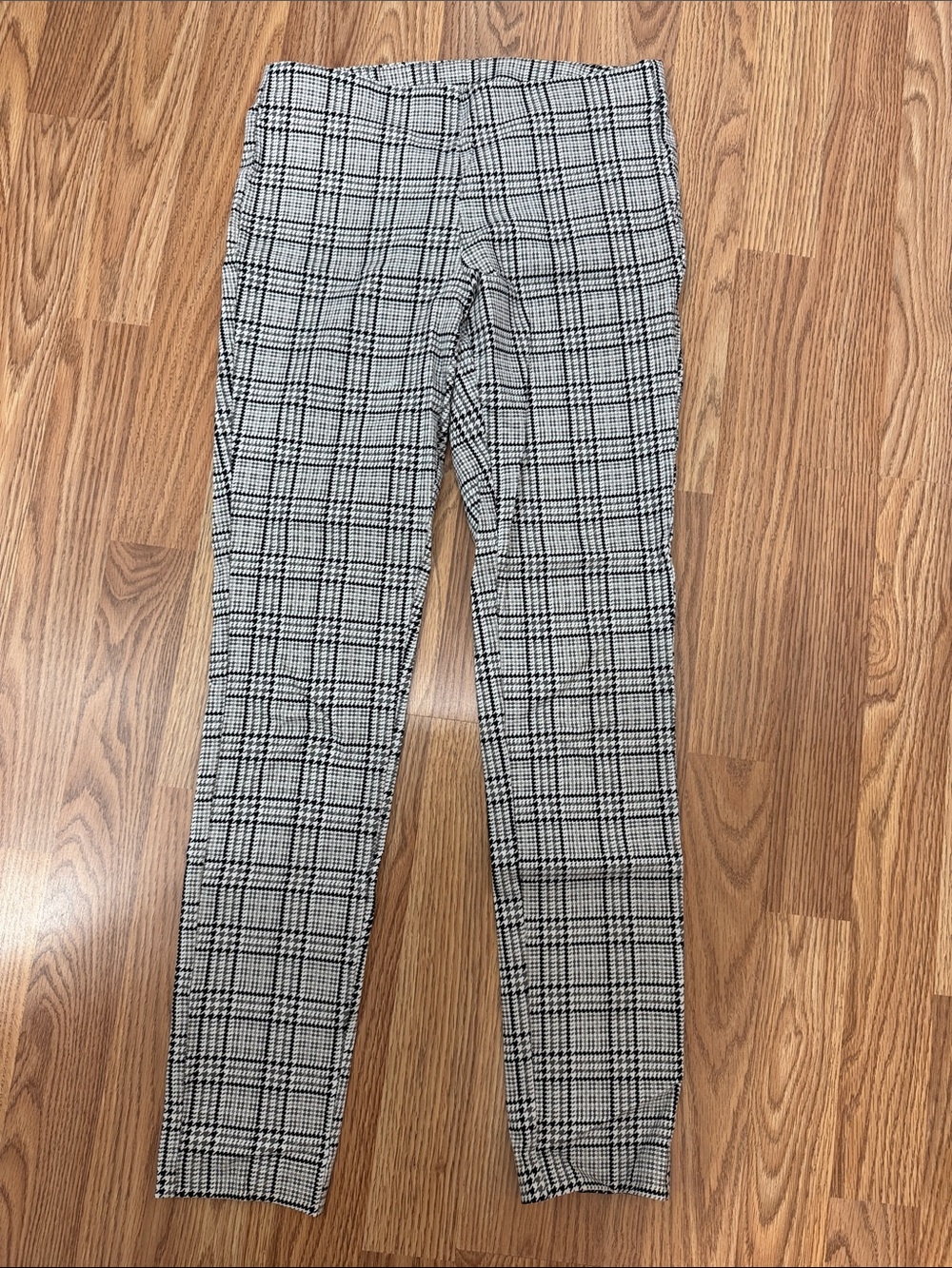 Michael Kors Black and White Plaid Girls Stretch Leggings